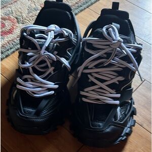 Balenciaga Tracks Black